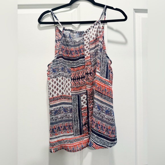 Patterned Tank Top - Picture 2 of 6